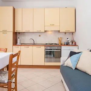 oristano Centro Parcheggio Privato, Wifi+netflix Appartamento Oristano